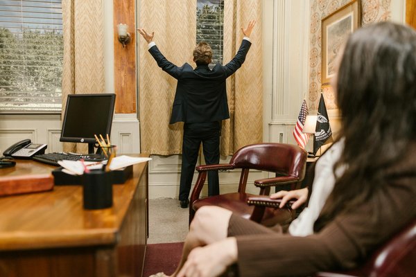 Quels sont les critères pour sélectionner un logiciel de gestion des talents adapté au secteur de la santé?